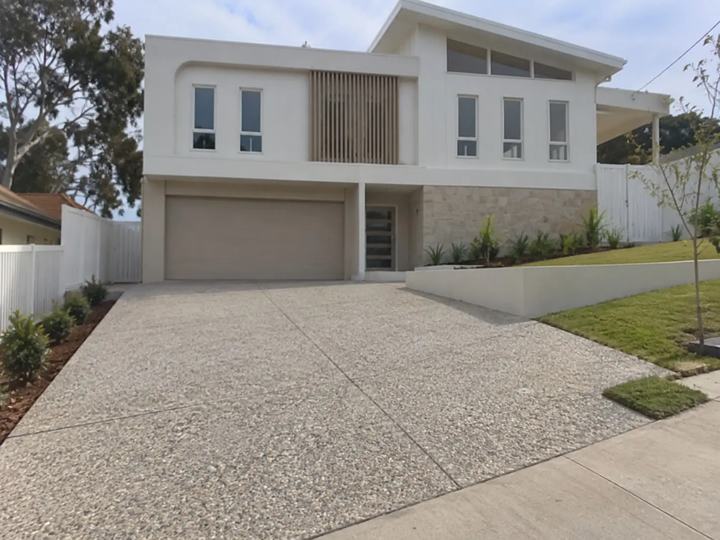 Exposed Aggregate Concrete work in Wollongong